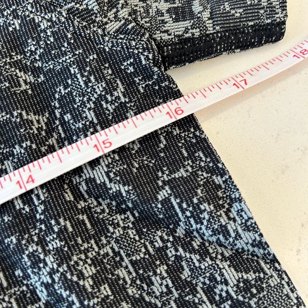 lululemon athletica swiftly breathe size 4 new without tags​ - Picture 4 of 5